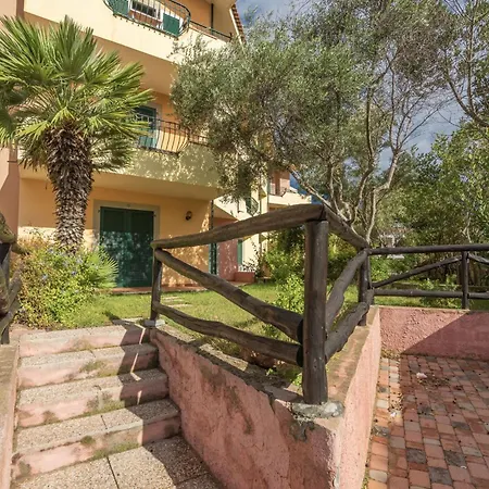 Quaint I Mirti Bianchi Bilo 4 1 Bedroom Sleeps 4 アパート *